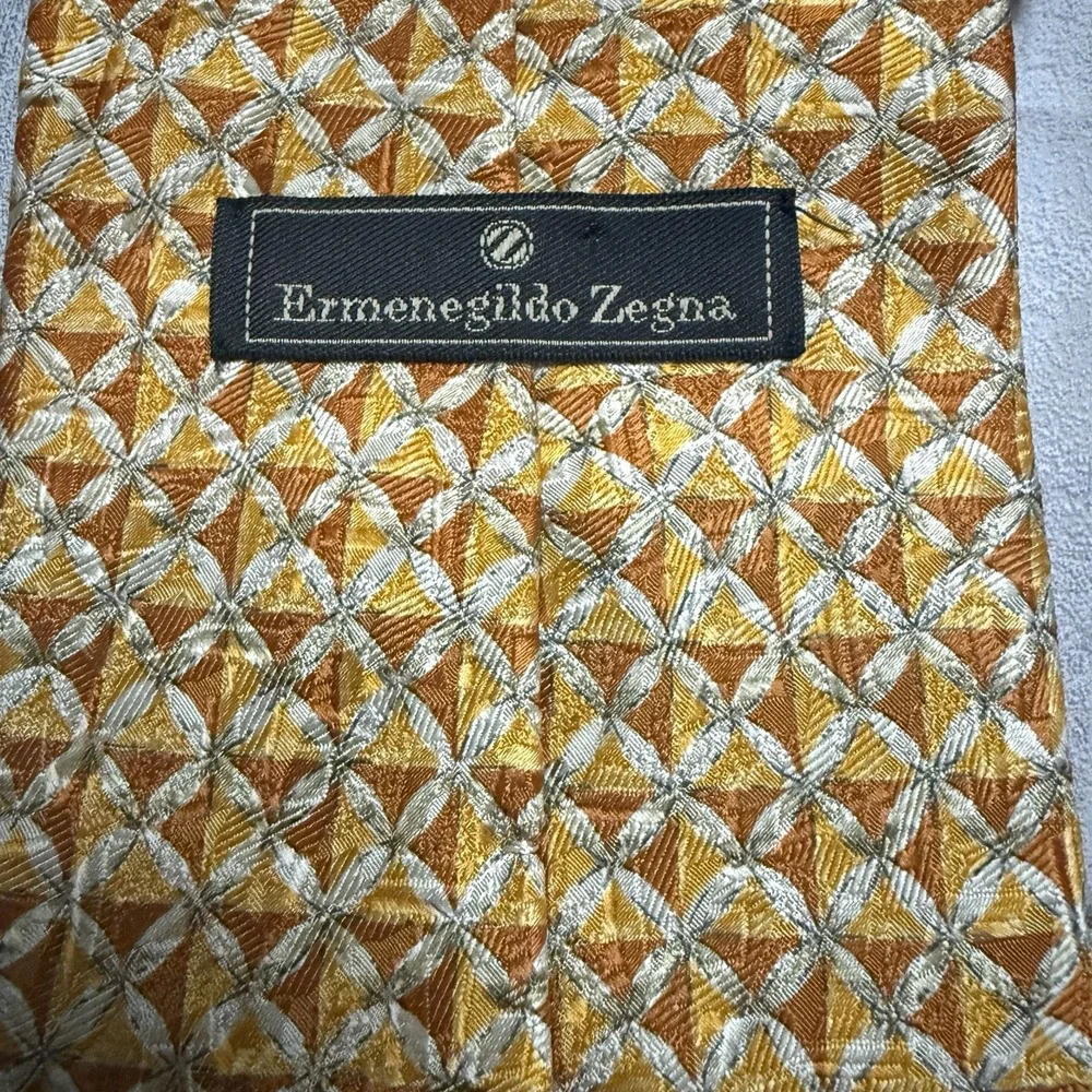 Ermenegildo Zegna Tie Silk Yellow Orange Tan Geometric Diamond Necktie 62